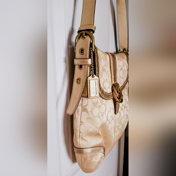 Coach Gold Studded Lurex Crossbody #12852 Excellent Condition - Picture 4 of 13